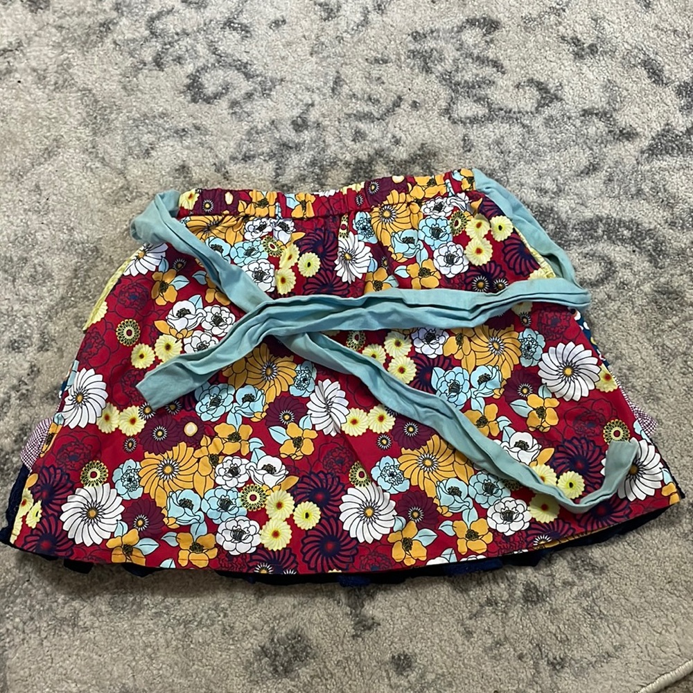 Girls skirt